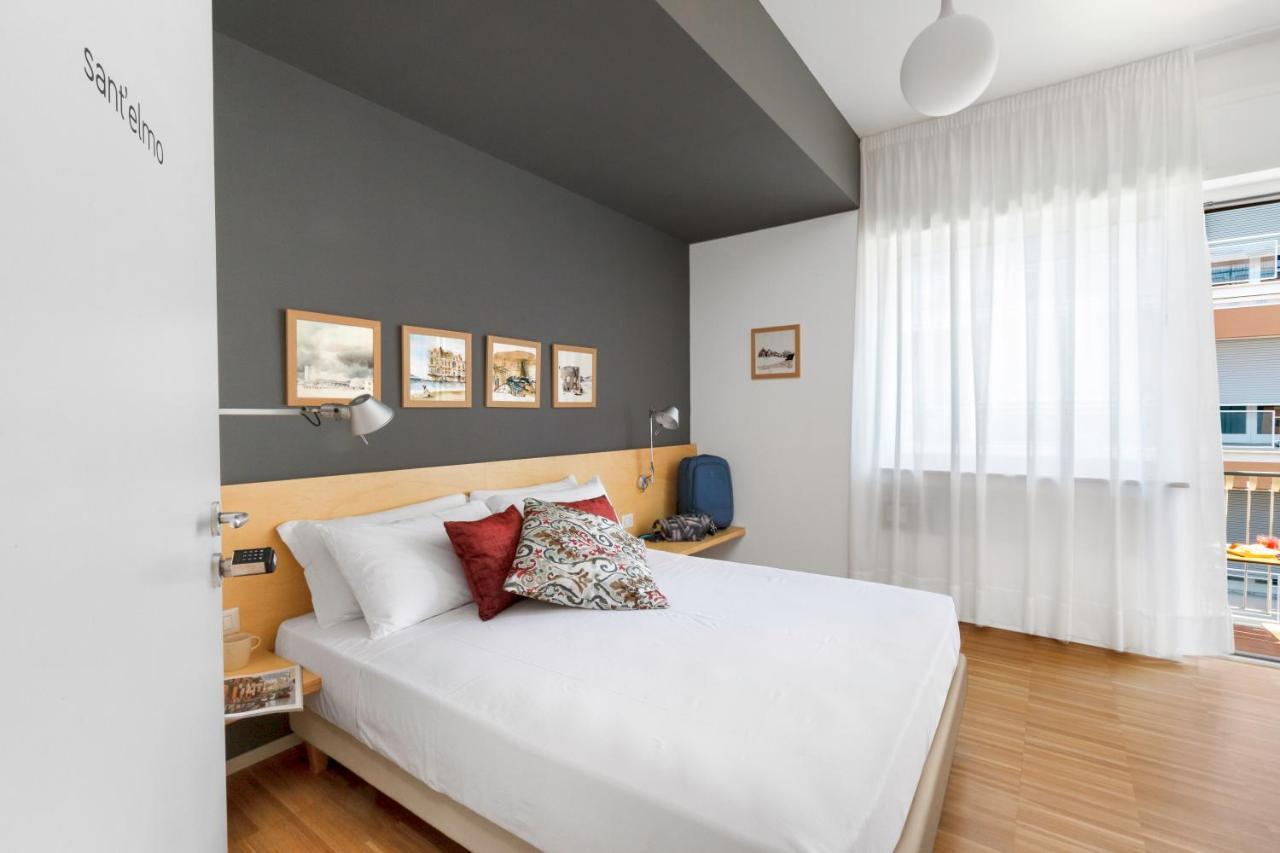 Vivaldo Suite Piazza Dei Martiri - Guest House เนเปิลส์ ภายนอก รูปภาพ