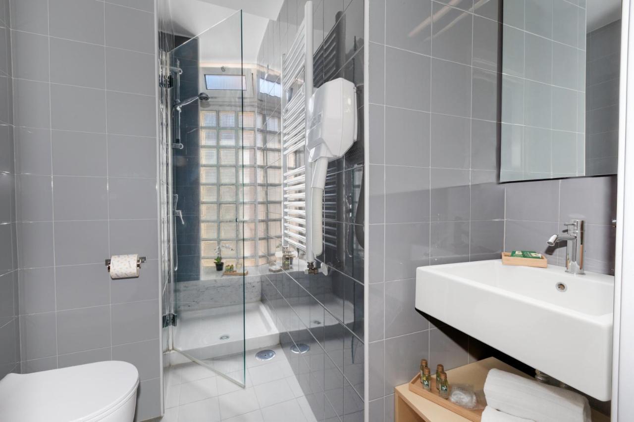 Vivaldo Suite Piazza Dei Martiri - Guest House เนเปิลส์ ภายนอก รูปภาพ
